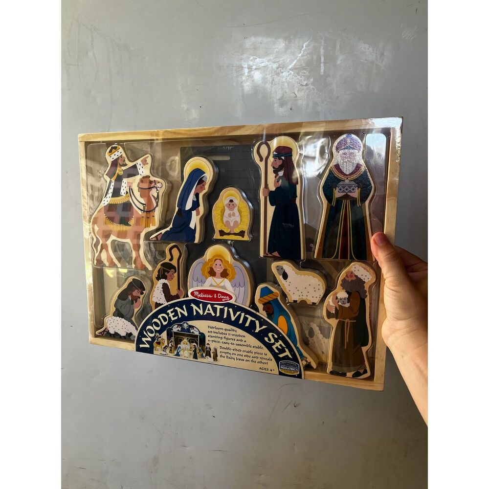 Melissa & Doug Classic Wooden Christmas Nativity Set NEW SEALED